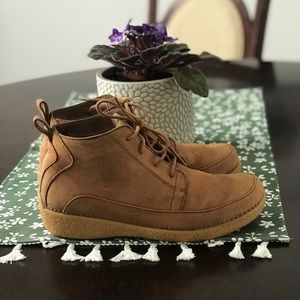 Duluth Trading woman’s boots